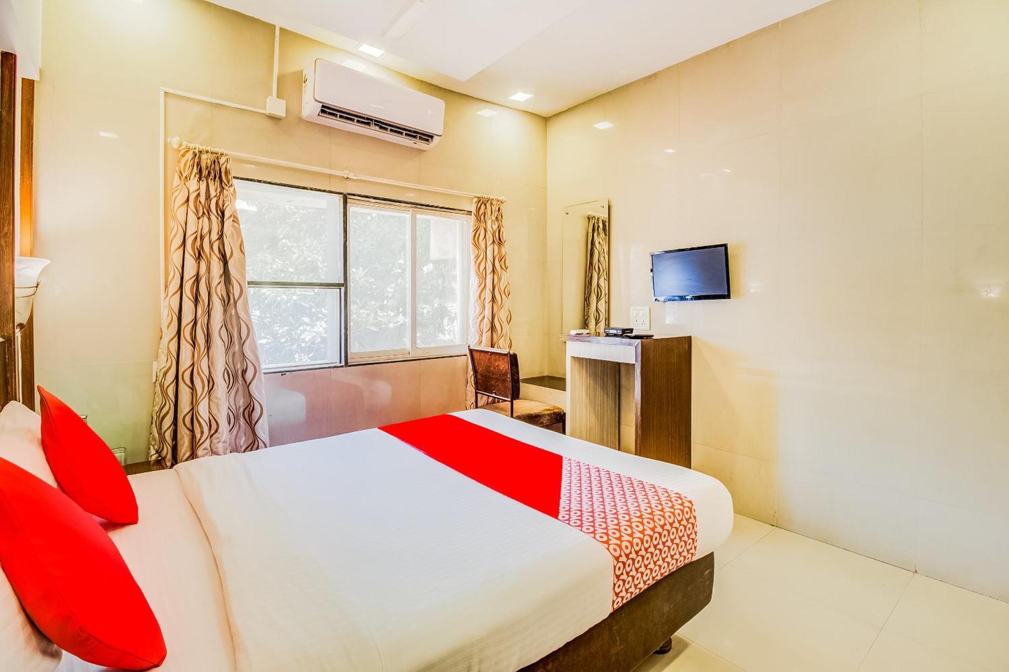 Super Collection O Panchratna Hotel Panvel Eksteriør billede