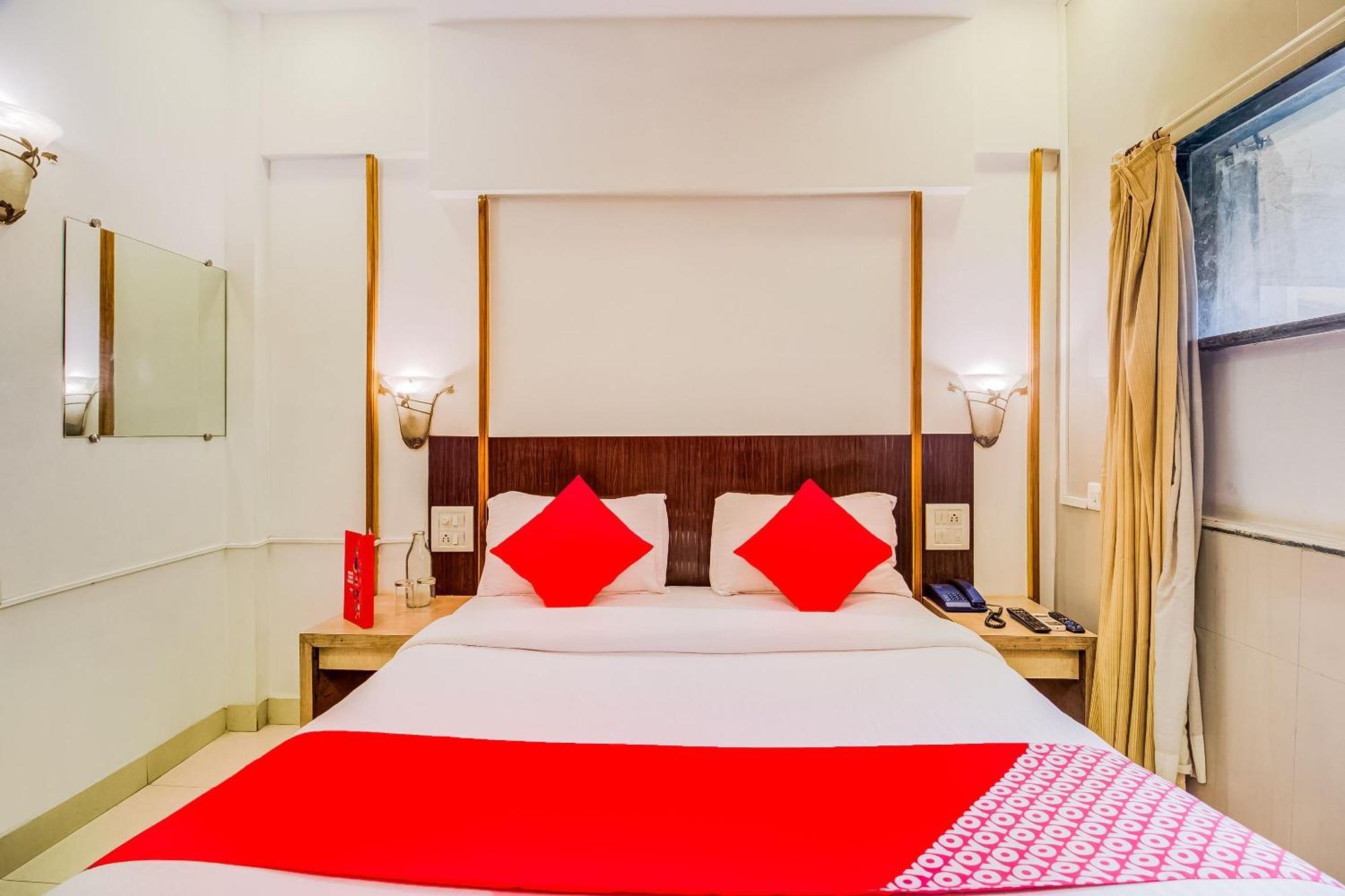 Super Collection O Panchratna Hotel Panvel Eksteriør billede